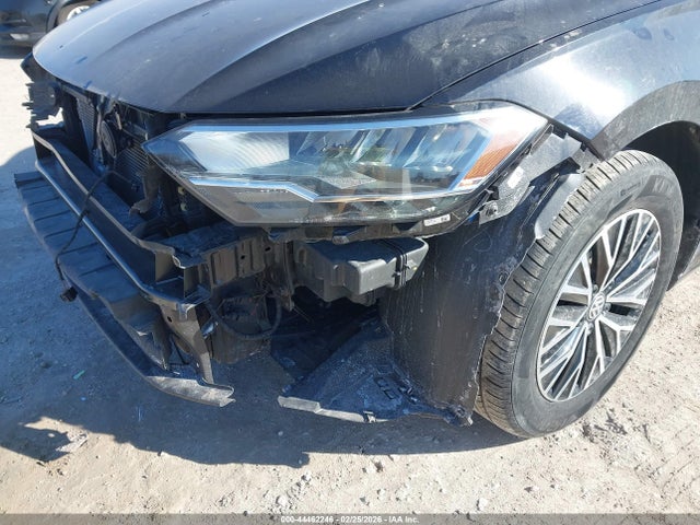 44462246 :رقم المزاد ، 3VWC57BU8MM098766 vin ، 2021 Volkswagen Jetta 1.4t R-line/1.4t S/1.4t Se مزاد بيع