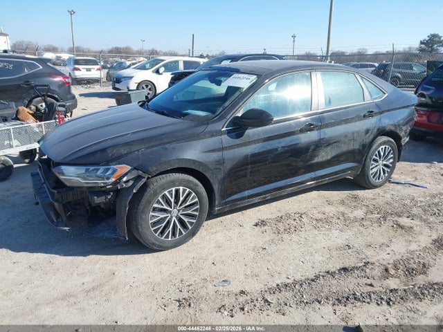 44462246 :رقم المزاد ، 3VWC57BU8MM098766 vin ، 2021 Volkswagen Jetta 1.4t R-line/1.4t S/1.4t Se مزاد بيع