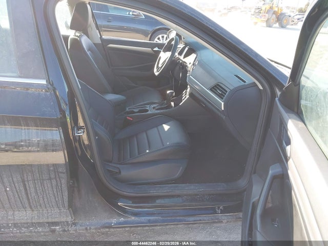 44462246 :رقم المزاد ، 3VWC57BU8MM098766 vin ، 2021 Volkswagen Jetta 1.4t R-line/1.4t S/1.4t Se مزاد بيع