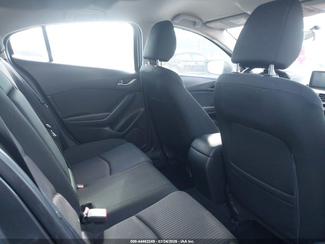 3MZBM1L7XFM194079 Mazda Mazda3 I Touring