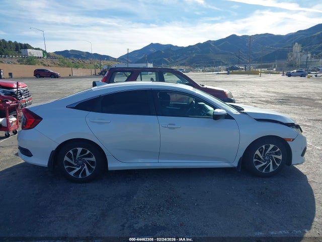 Honda CIVIC EX 2018 19XFC2F76JE207308 Image 13