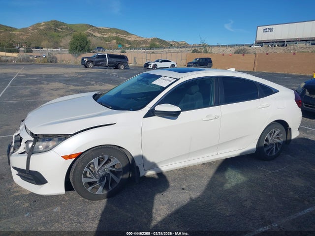 Honda CIVIC EX 2018 19XFC2F76JE207308 Image 14