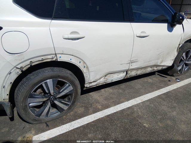 JN8BT3CA4PW426386 Nissan Rogue Sl Fwd