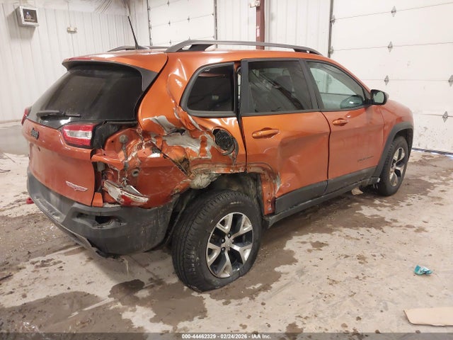 44462329 :رقم المزاد ، 1C4PJMBS6GW240582 vin ، 2016 Jeep Cherokee Trailhawk مزاد بيع