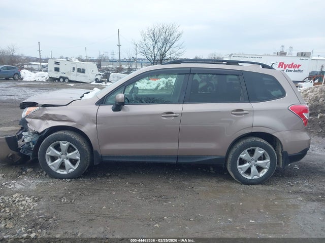 Subaru Forester 2.5i Premium 2016 JF2SJADC4GH562772 Image 14