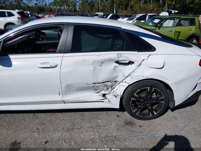 2023 Kia K5 Gt-line მანქანა იყიდება აუქციონზე, vin: 5XXG64J2XPG226057, აუქციონის ნომერი: 44462339