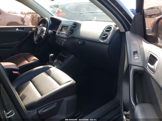 44462389 :رقم المزاد ، WVGAV7AX1GW604962 vin ، 2016 Volkswagen Tiguan S مزاد بيع