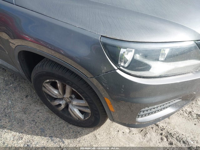 44462389 :رقم المزاد ، WVGAV7AX1GW604962 vin ، 2016 Volkswagen Tiguan S مزاد بيع