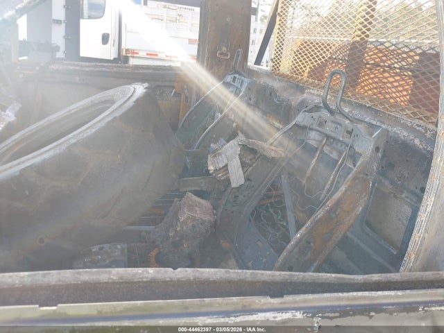 44462397 :رقم المزاد ، 3C7WRLAL9EG119553 vin ، 2014 Ram 4500 Chassis Tradesman/slt مزاد بيع