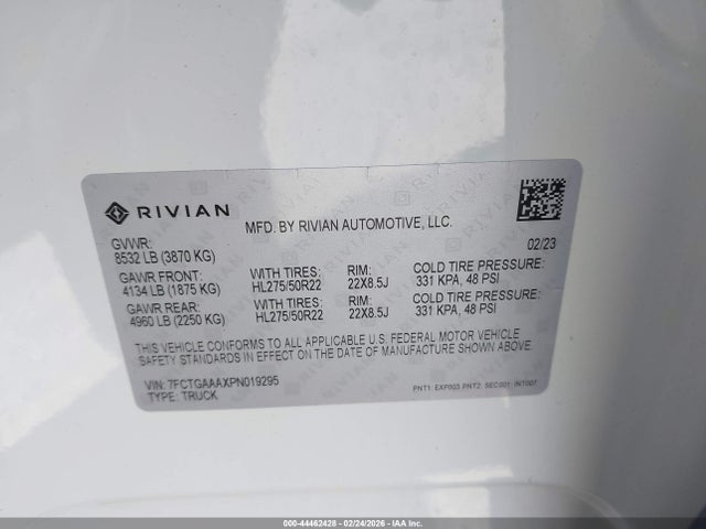 2023 RIVIAN R1T 7FCTGAAAXPN019295 Photo 8