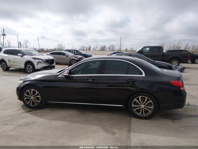 55SWF4JB9FU067561 Mercedes-Benz C 300 Luxury/sport