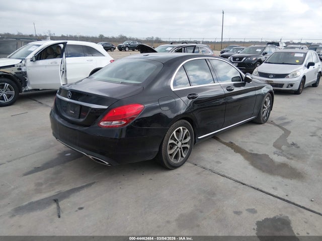55SWF4JB9FU067561 Mercedes-Benz C 300 Luxury/sport