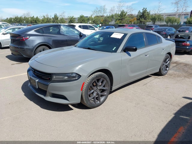 2C3CDXBG1KH571925 Dodge Charger Sxt Rwd