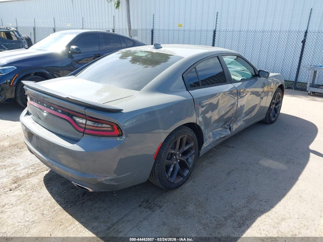 2C3CDXBG1KH571925 Dodge Charger Sxt Rwd