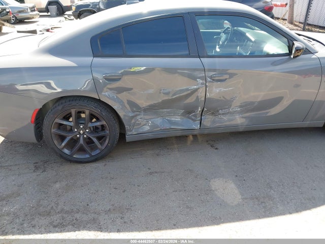 2C3CDXBG1KH571925 Dodge Charger Sxt Rwd