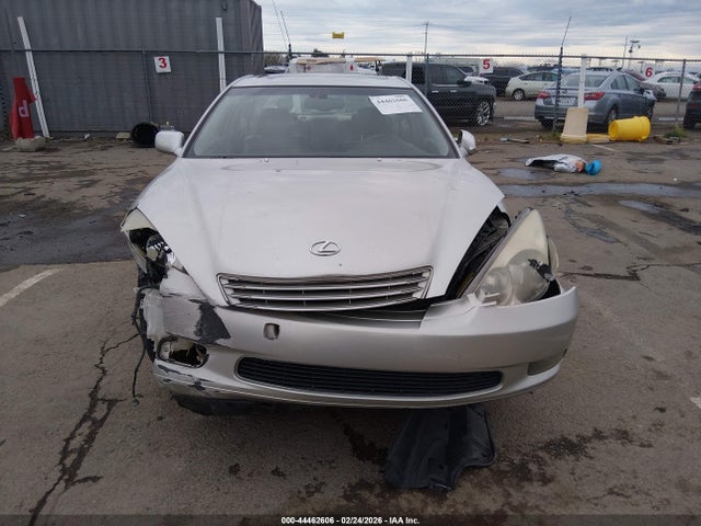 Продажа на аукционе авто 2002 Lexus Es 300, vin: JTHBF30G825027814, номер лота: 44462606