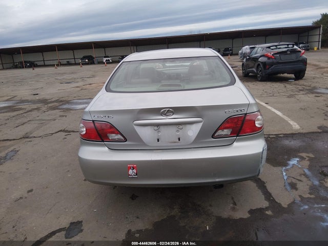 Продажа на аукционе авто 2002 Lexus Es 300, vin: JTHBF30G825027814, номер лота: 44462606