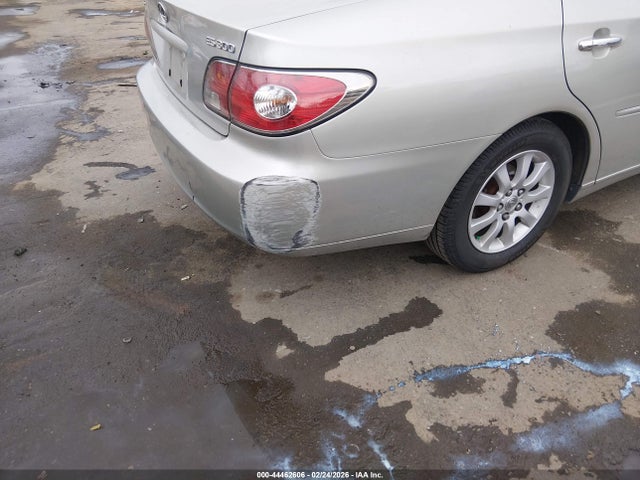 Продажа на аукционе авто 2002 Lexus Es 300, vin: JTHBF30G825027814, номер лота: 44462606