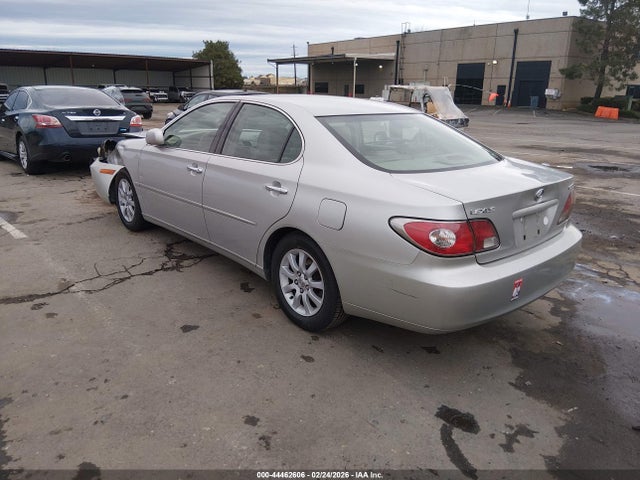 Продажа на аукционе авто 2002 Lexus Es 300, vin: JTHBF30G825027814, номер лота: 44462606