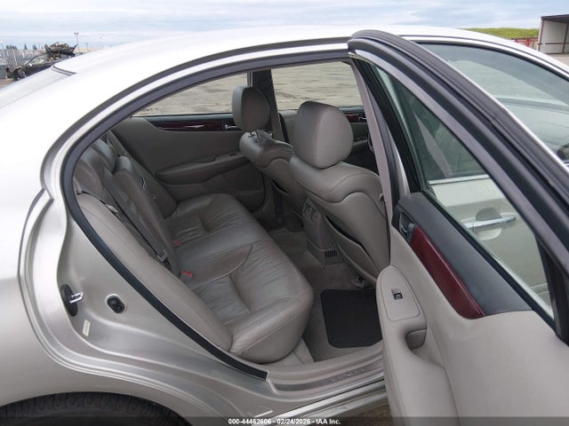Продажа на аукционе авто 2002 Lexus Es 300, vin: JTHBF30G825027814, номер лота: 44462606