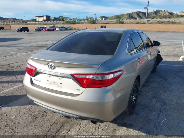 4T1BF1FK2HU323374 Toyota CAMRY SE