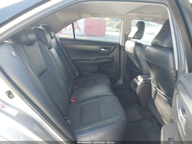 4T1BF1FK2HU323374 Toyota CAMRY SE