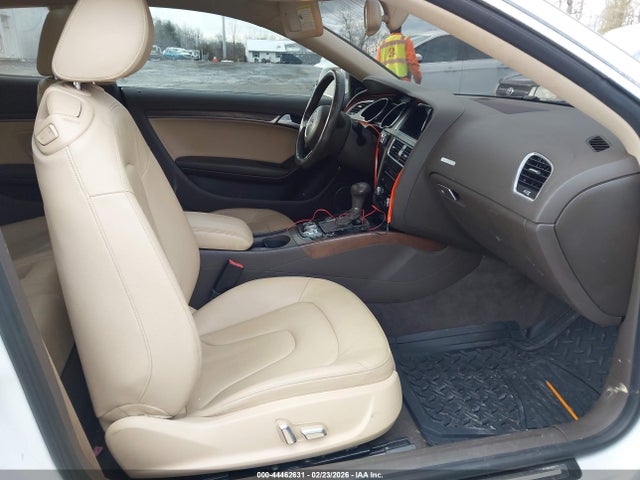 44462631 :رقم المزاد ، WAULFAFR6EA028522 vin ، 2014 Audi A5 2.0t Premium مزاد بيع