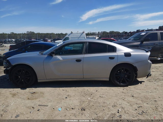 Продажа на аукционе авто 2015 Dodge Charger Sxt, vin: 2C3CDXHG6FH748031, номер лота: 44462654