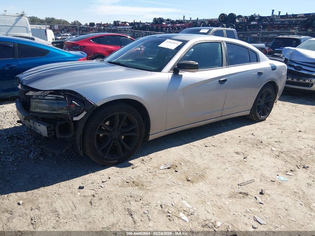 Продажа на аукционе авто 2015 Dodge Charger Sxt, vin: 2C3CDXHG6FH748031, номер лота: 44462654