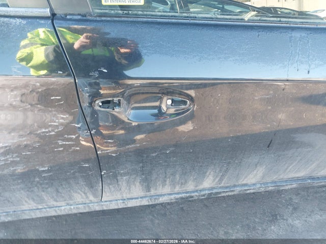 Toyota Prius Two 2015 JTDKN3DU6F0411355 Image 18