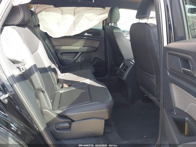 2023 Volkswagen Atlas Cross Sport 2.0t Sel R-line Black მანქანა იყიდება აუქციონზე, vin: 1V2SC2CA3PC226802, აუქციონის ნომერი: 44462725