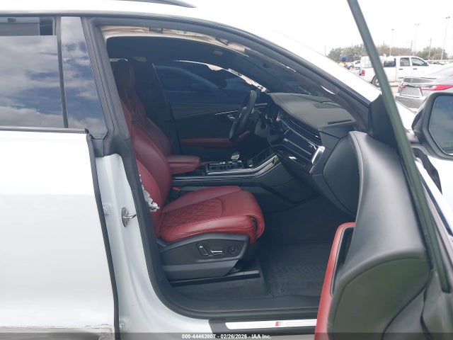 Aukcja sprzedaży 2022 Audi Sq8 Prestige Tfsi Quattro Tiptronic, vin: WA1CWBF11ND019724, numer aukcji: 44462807