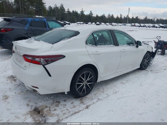 4T1G11AK5MU586982 Toyota CAMRY SE