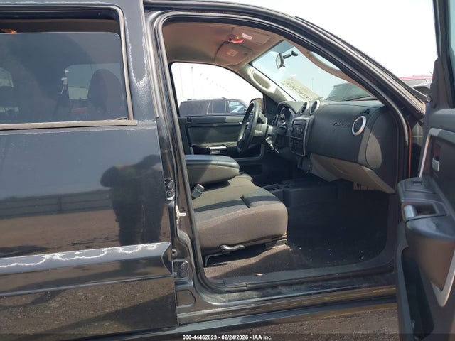 2008 Mitsubishi Raider Ls მანქანა იყიდება აუქციონზე, vin: 1Z7HC28K98S572409, აუქციონის ნომერი: 44462823