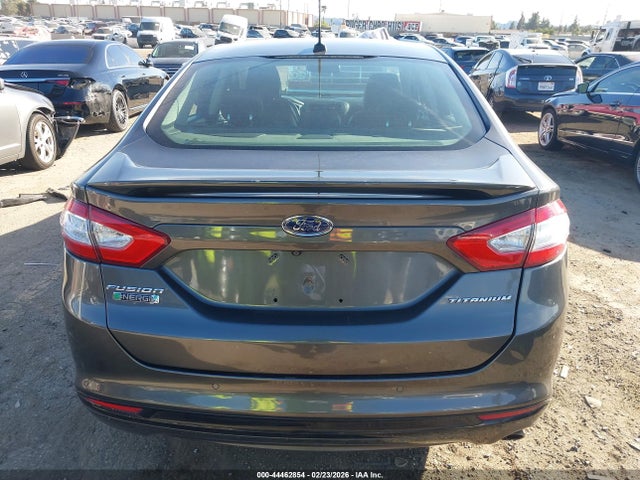 Ford Fusion Energi Titanium 2016 3FA6P0SU5GR229344 Image 17