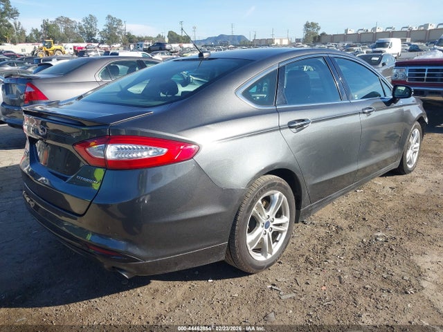 Ford Fusion Energi Titanium 2016 3FA6P0SU5GR229344 Image 4