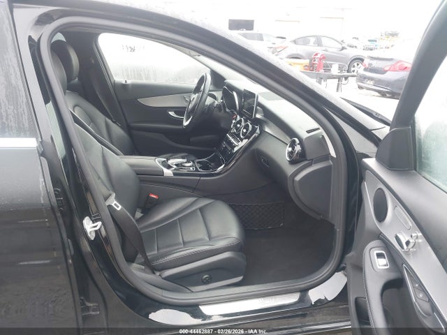 55SWF4KB9GU136779 Mercedes-Benz C 300 4matic