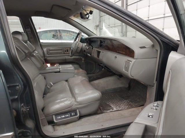 44462891 :رقم المزاد ، 1G4BT5370PR401409 vin ، 1993 Buick Roadmaster Limited مزاد بيع