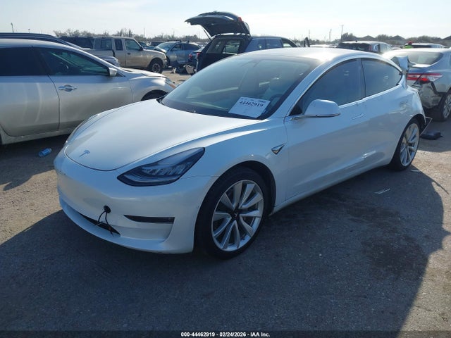 2019 TESLA MODEL 3 5YJ3E1EB6KF513613 Photo 1