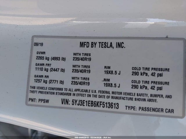 2019 TESLA MODEL 3 5YJ3E1EB6KF513613 Photo 8