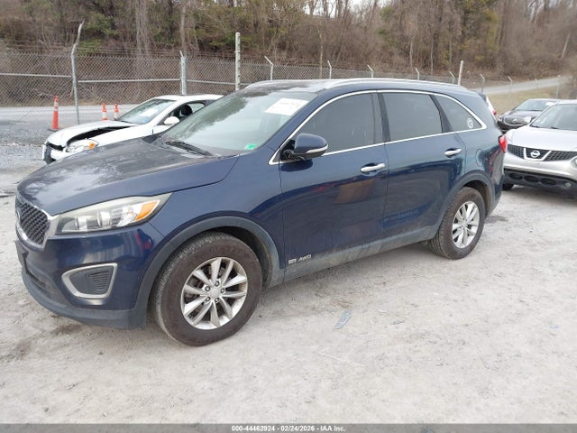2016 Kia Sorento 3.3l Lx მანქანა იყიდება აუქციონზე, vin: 5XYPGDA57GG151353, აუქციონის ნომერი: 44462924