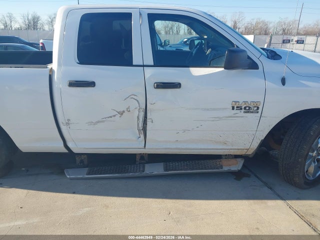 Продаж на аукціоні авто 2019 Ram 1500 Classic Tradesman  4x2 6'4 Box, vin: 1C6RR6FG5KS628008, номер лоту: 44462949
