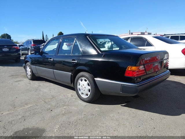 1992 MERCEDES-BENZ 400 WDBEA34E0NB819661 Photo 2