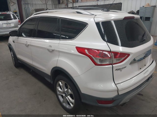 1FMCU0J98EUA45696 Ford Escape Titanium