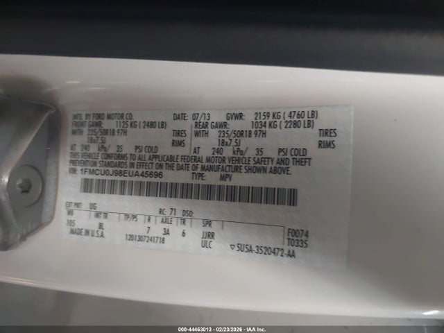 1FMCU0J98EUA45696 Ford Escape Titanium