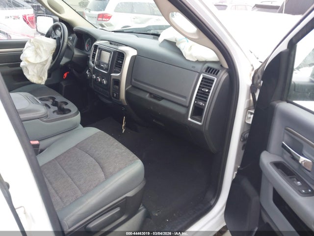 44463019 :رقم المزاد ، 1C6RR7GT3FS787214 vin ، 2015 Ram 1500 Big Horn مزاد بيع