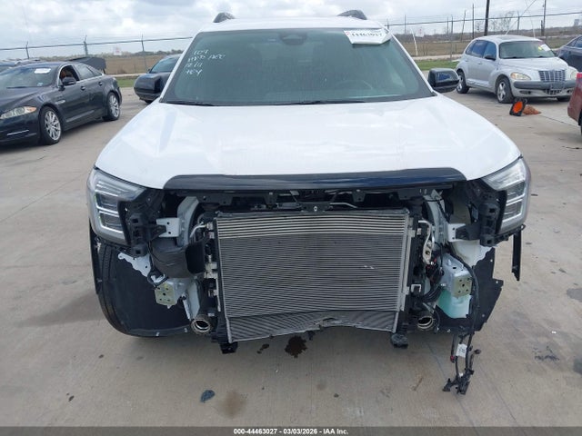 3GKALMEG3TL121674 GMC Terrain Fwd Elevation