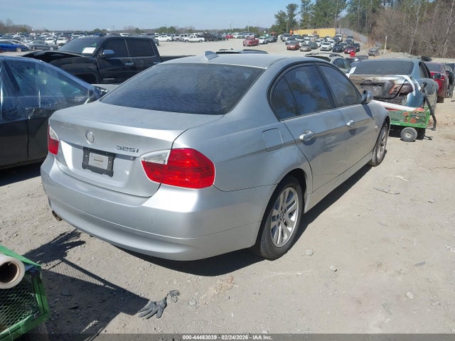 Aukcja sprzedaży 2006 Bmw 325i, vin: WBAVB13526KX68196, numer aukcji: 44463039