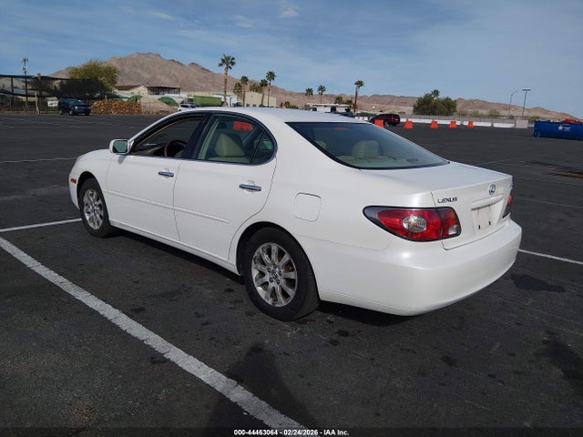 2004 LEXUS ES 330 JTHBA30G445016939 Photo 2