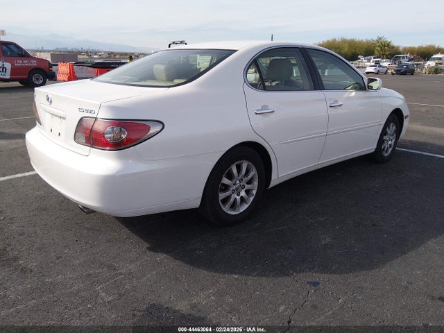 2004 LEXUS ES 330 JTHBA30G445016939 Photo 3